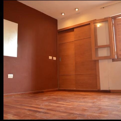 CASA DE NIVEL EN VENTA 5 DORMITORIOS - MENDIOLAZA B° EL ALTO
