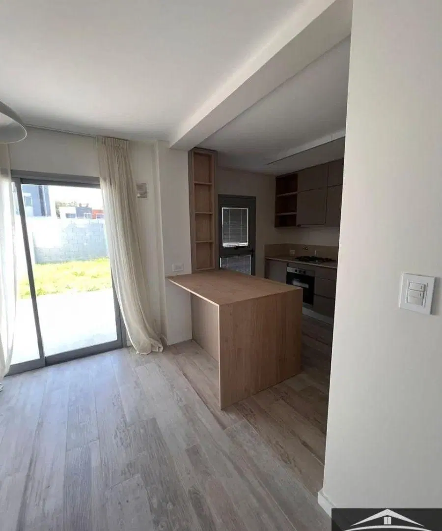 Dúplex en alquiler c/ cochera en Villa Allende 2