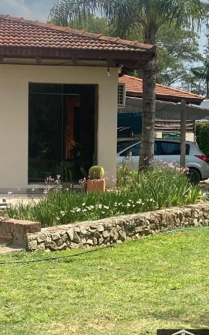 Casa en alquiler c/ cochera en Villa Belgrano 1