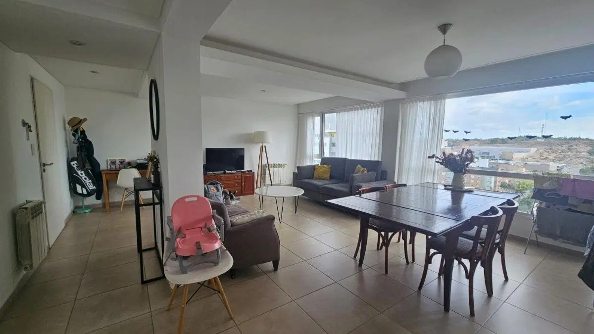 Departamento de con 3 habitaciones en alquiler en Centro Este 8