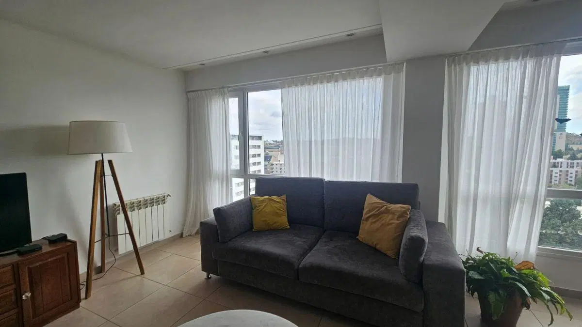 Departamento de con 3 habitaciones en alquiler en Centro Este 5