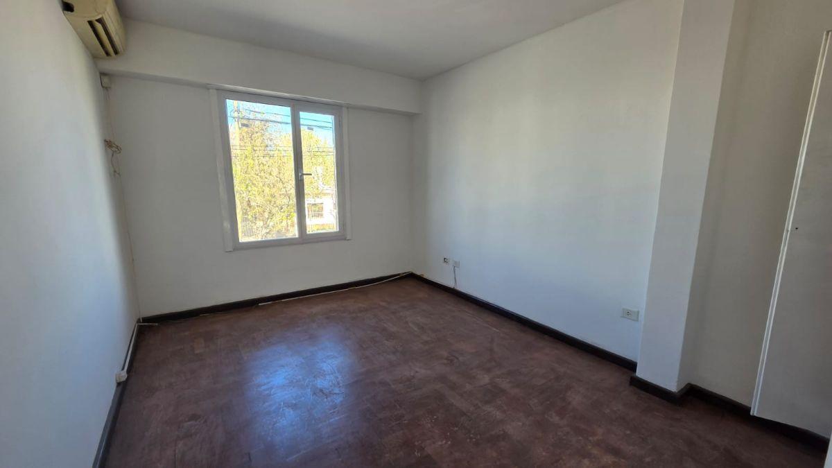Foto de Dpx de 90 m² con 3 dormitorios en venta en Centro Este, imagen 4