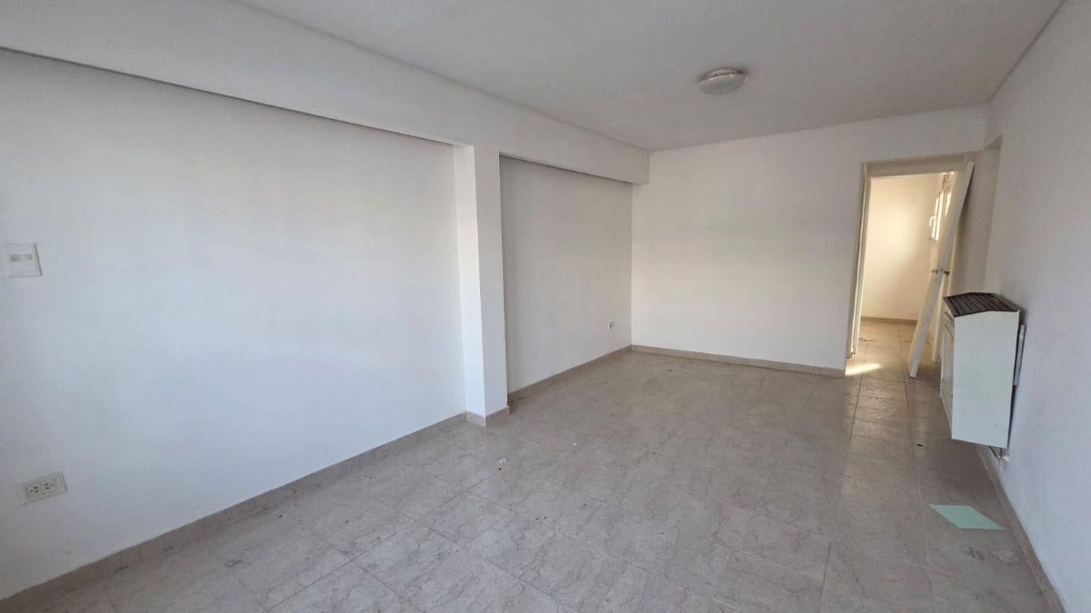 Foto de Dpx de 90 m² con 3 dormitorios en venta en Centro Este, imagen 5