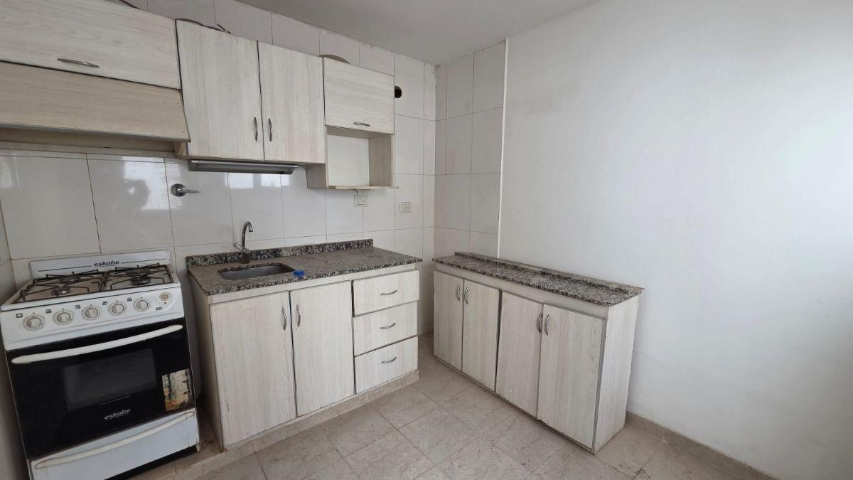 Foto de Dpx de 90 m² con 3 dormitorios en venta en Centro Este, imagen 1