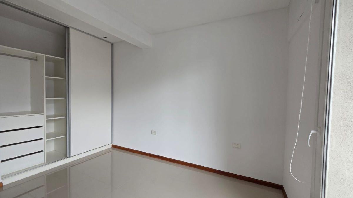 Foto de Departamento de 45 m² con 1 dormitorio en alquiler en Centro Este, imagen 4