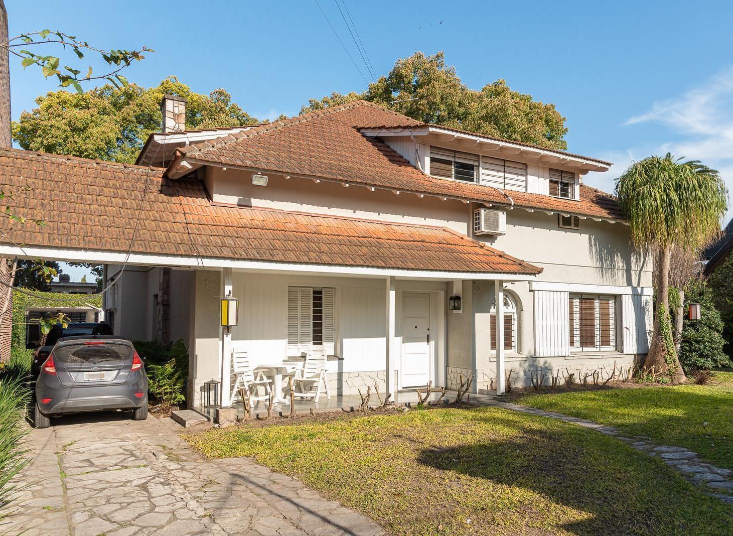 Foto de VENTA CHALET CLÁSICO | 1.720 M² DE LOTE | 450 M² CUBIERTOS | BARRIO, imagen 5