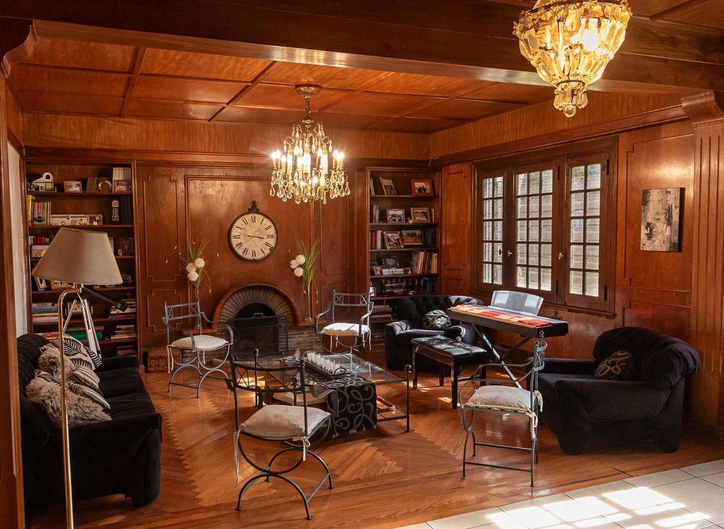 Foto de VENTA CHALET CLÁSICO | 1.720 M² DE LOTE | 450 M² CUBIERTOS | BARRIO, imagen 1