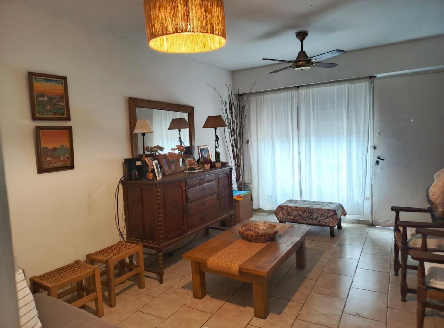 Foto de Alquiler Duplex tipo Casa en Hurlingham, imagen 2