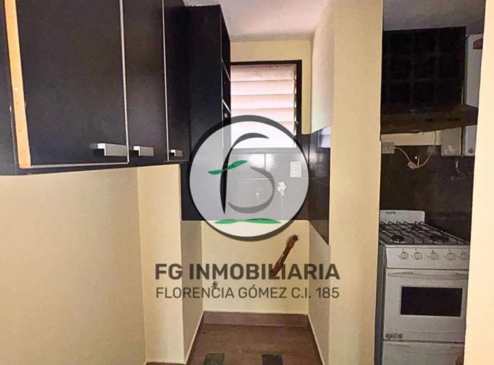 OPORTUNIDAD DEPARTAMENTO RECICLADO A NUEVO - AV. EJERCITO DEL NORTE AL 400 5