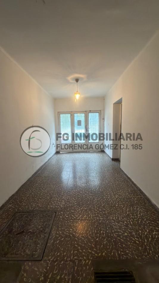 Foto de CASA VENTA FRENTE AL PARQUE 9 DE JULIO, imagen 3