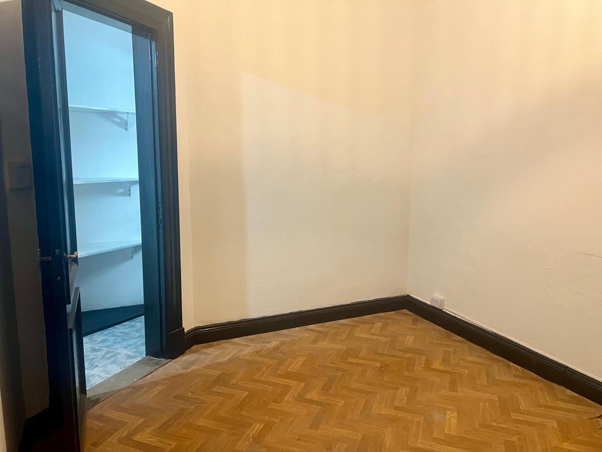 Foto de DPTO 3 AMB Reciclado. Excelente ubicación, a mts del subte., imagen 4