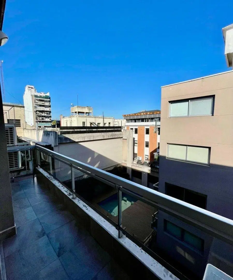 Departamento 3 ambientes IMPECABLE con cochera 3