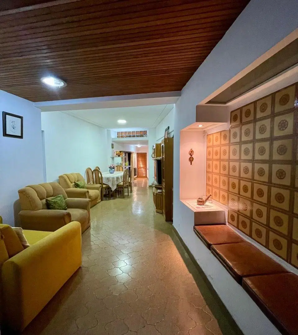 3 ambientes, planta baja con patio. EXCELENTE ESTADO 98 M2 3
