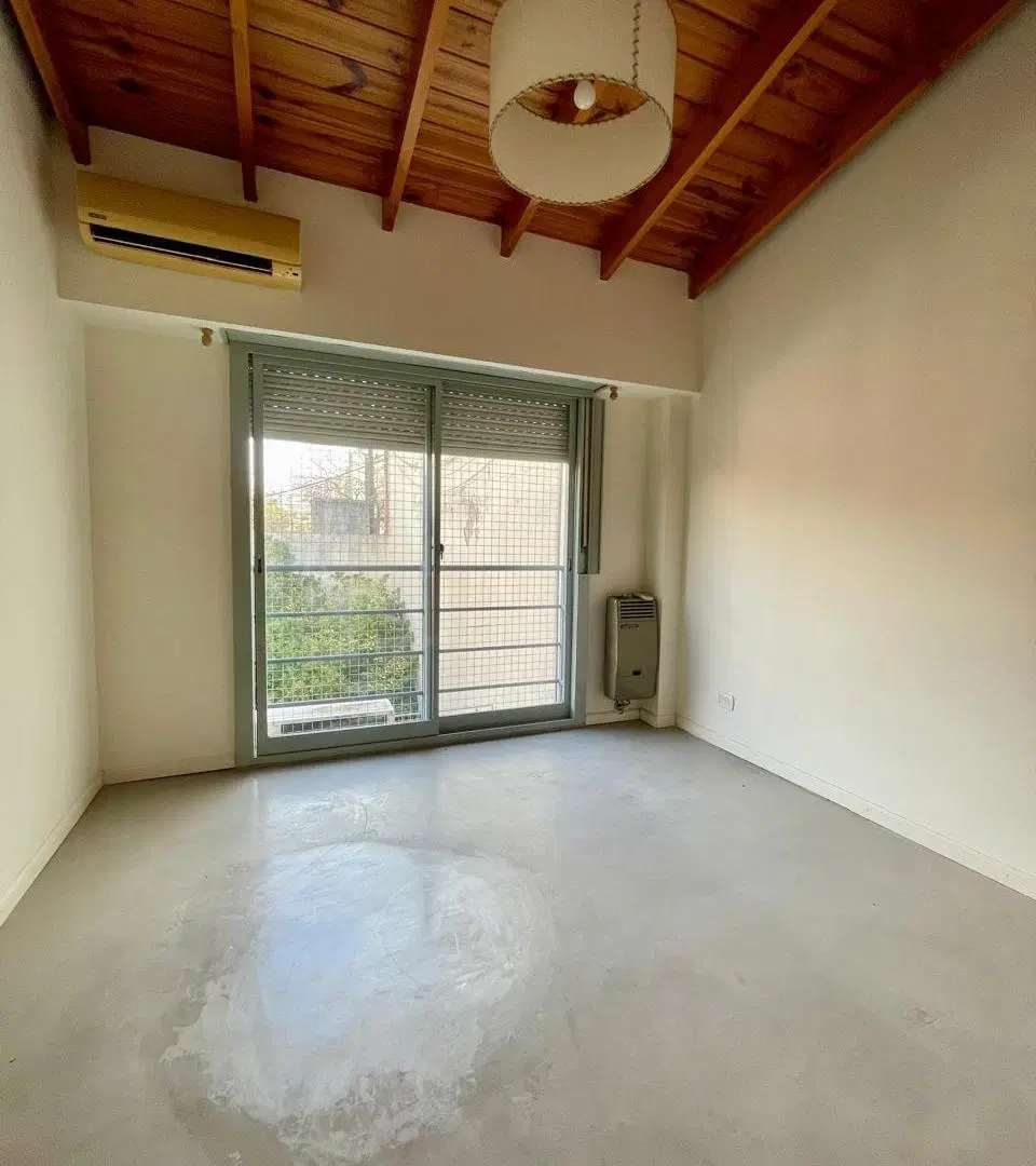 DUPLEX 3 AMBIENTES CON PATIO Y LAVADERO 5