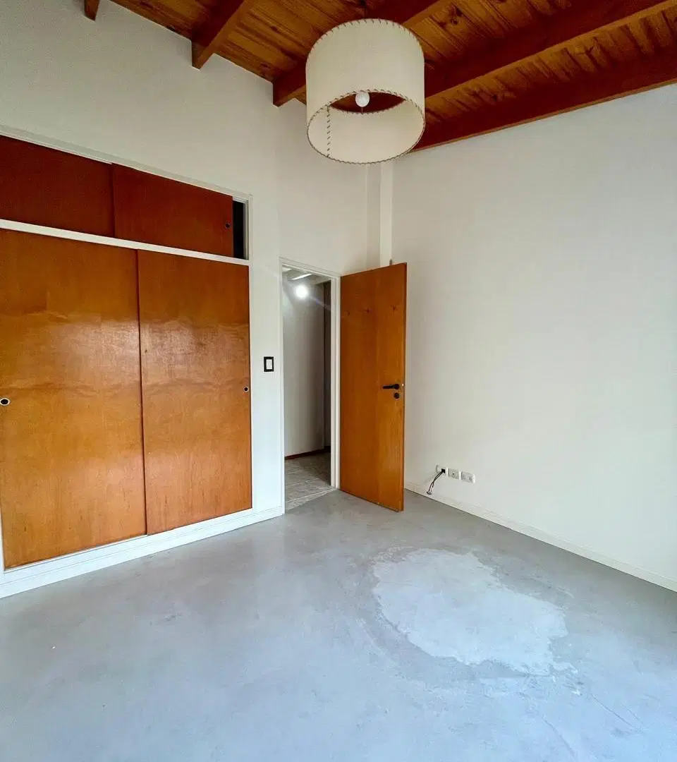 DUPLEX 3 AMBIENTES CON PATIO Y LAVADERO 2