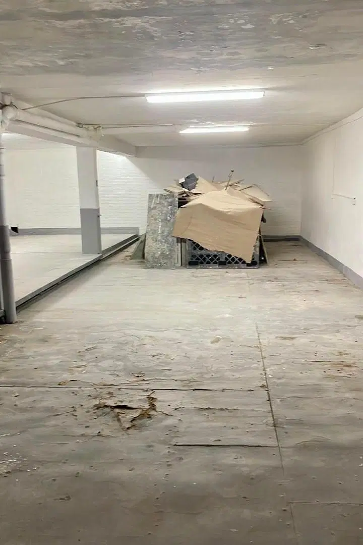 DEPOSITO Y LOCAL 252 M2 3