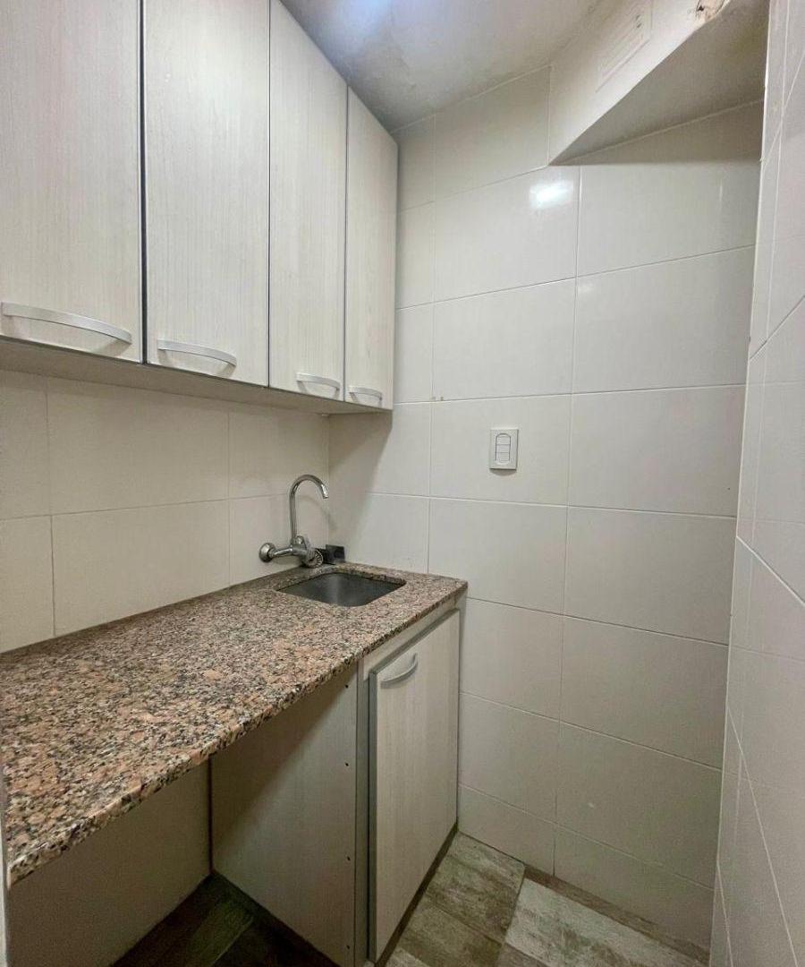 Foto de Departamento al frente 4 ambientes con balcon corrido, imagen 5