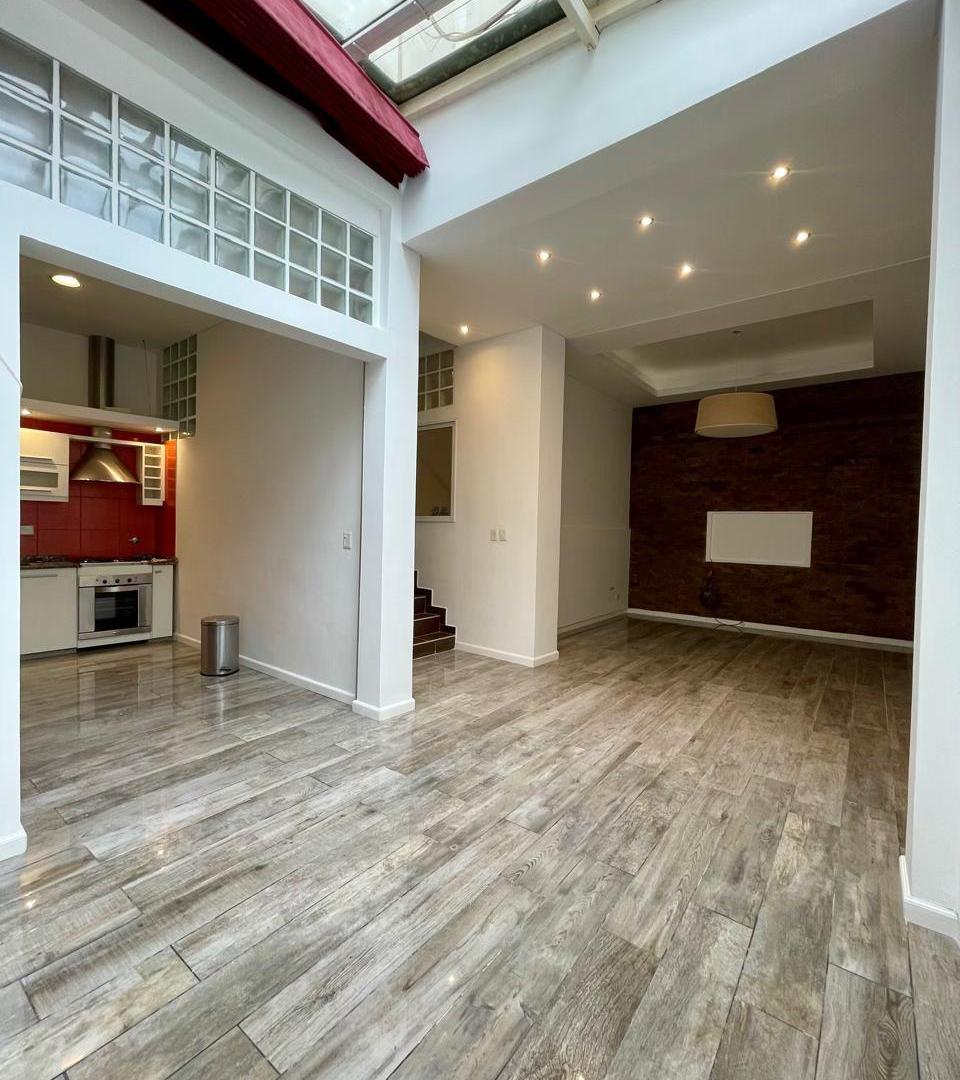Foto de PH de 3 dormitorios y terraza con parrilla en venta en Barracas, imagen 1