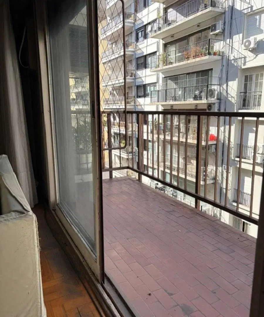 Venta Departamento 4 Ambientes con Dependencia , Cochera y Baulera en Recoleta - 2