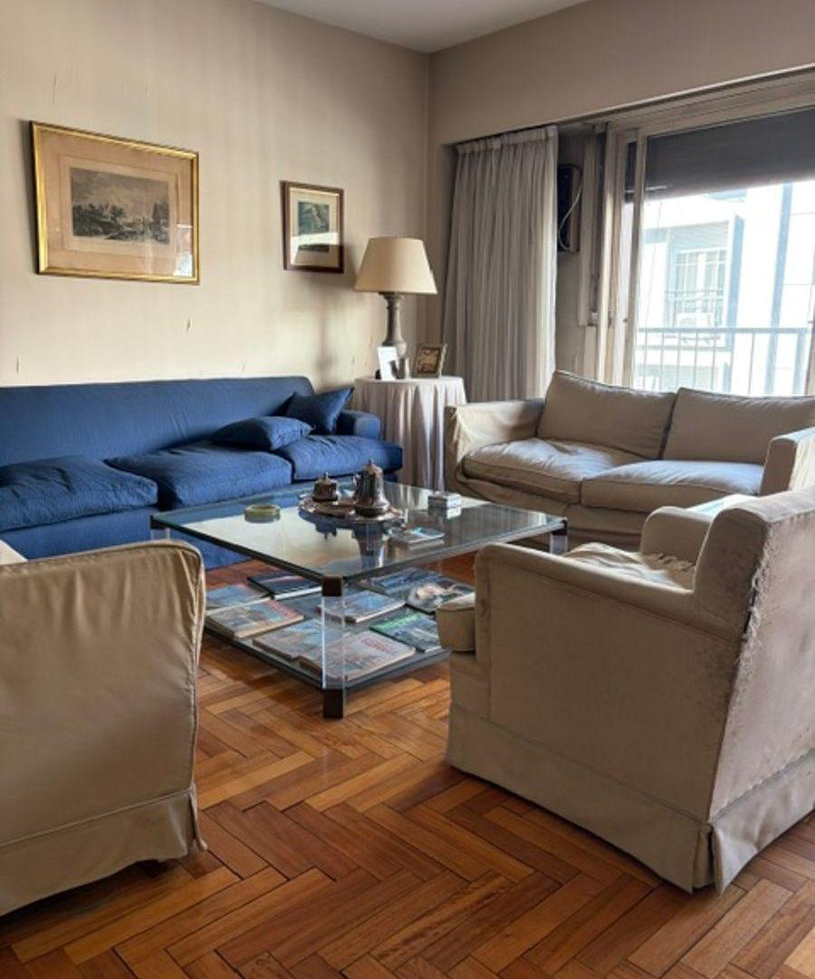 Foto de VENTA PISO 4 AMBIENTES C/DEPENDENCIA-155 MTS.- COCHERA- BAUL- RECOLETA, imagen 2