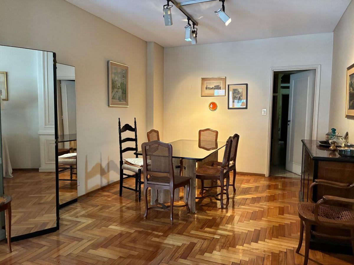 Foto de VENTA PISO 4 AMBIENTES C/DEPENDENCIA-155 MTS.- COCHERA- BAUL- RECOLETA, imagen 1