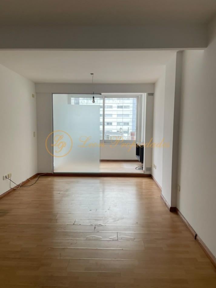 Foto de GUEMES Y BV. OROÑO - AMPLIO MONOAMBIENTE DIVIDIDO - AMENITIES, imagen 2