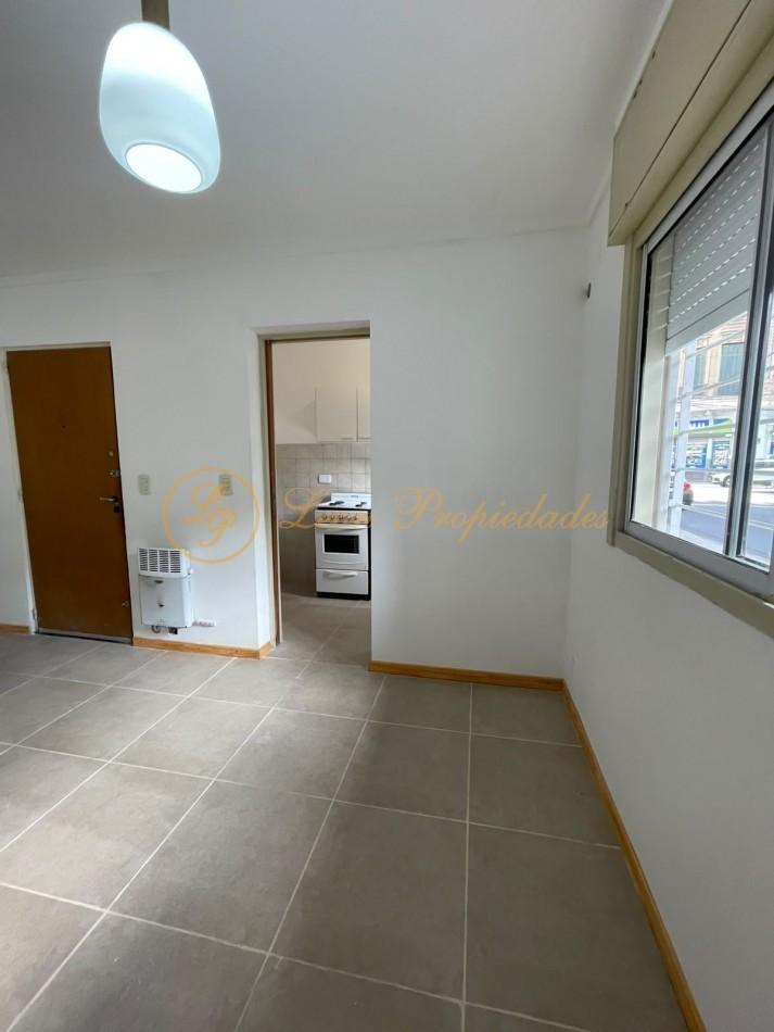 Foto de Sarmiento Nro. 1191 (2 dormitorios con amplio patio), imagen 4