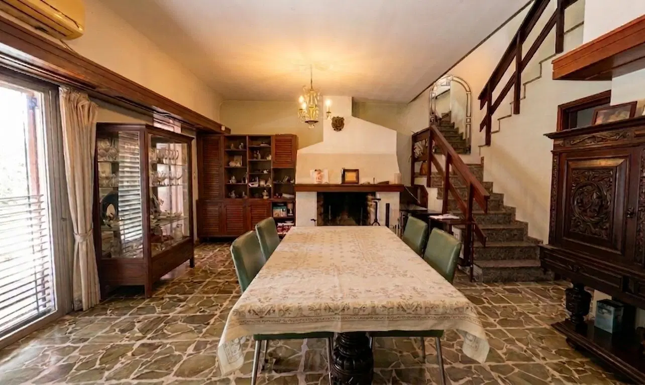 Casa de 4 dormitorios en venta en Berisso 3