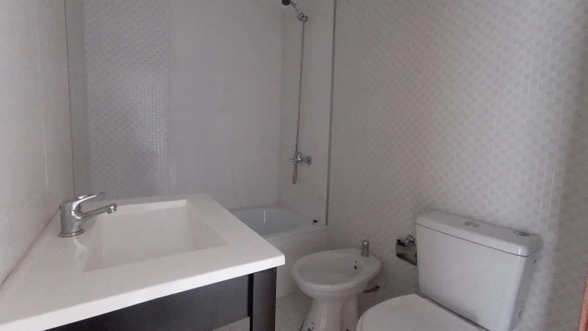 Departamento de 2 dormitorios en Venta en La Plata 3