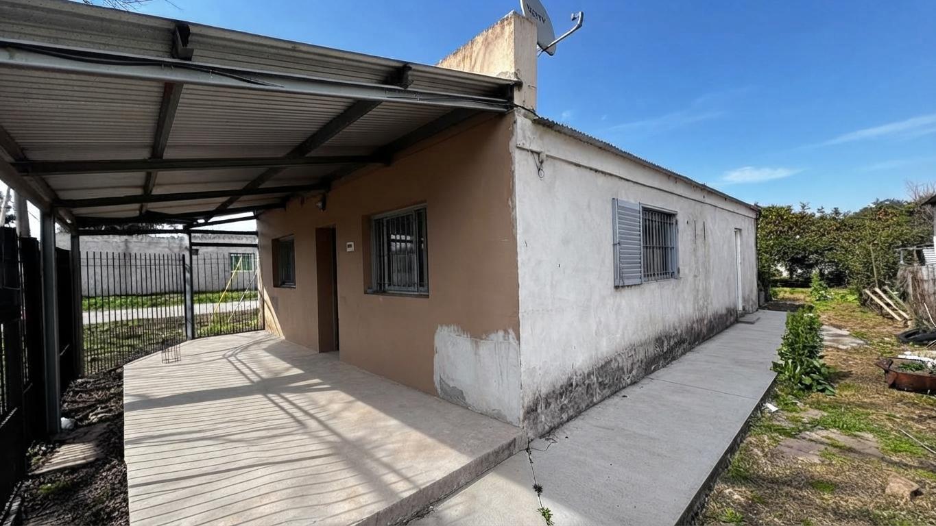 Foto de Casa de 2 dormitorios en Los Hornos, imagen 2