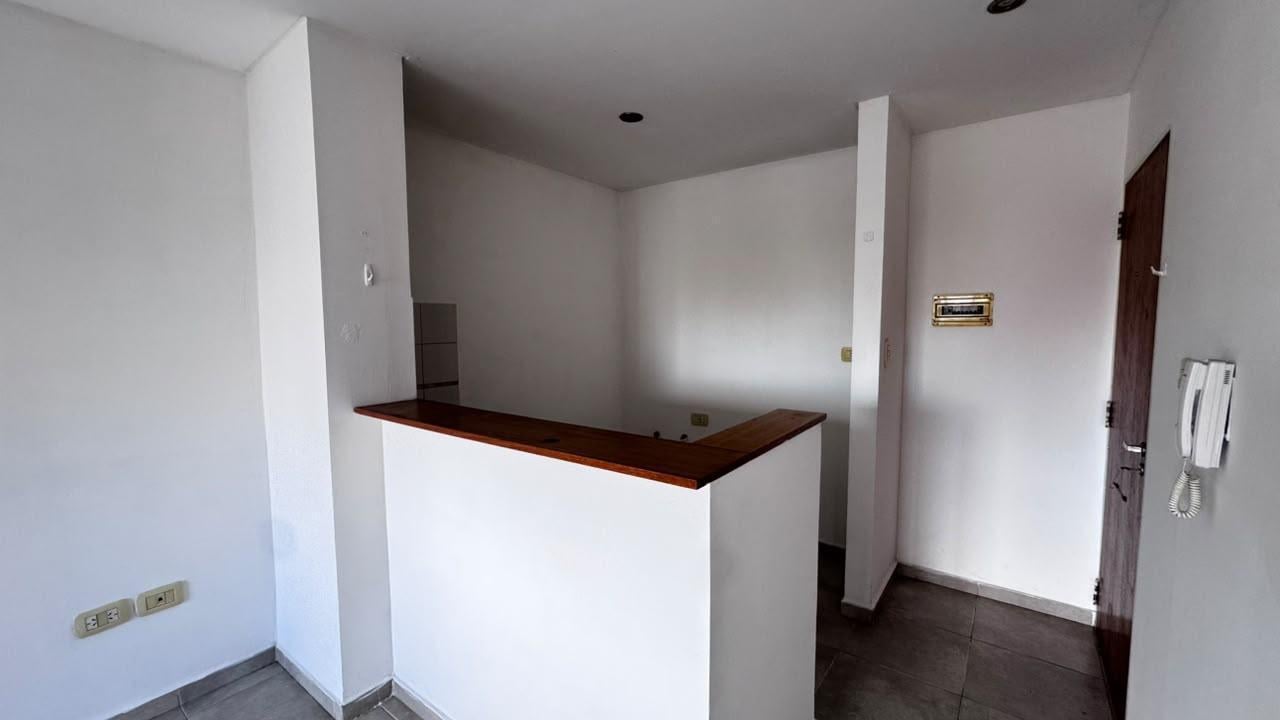 Foto de Departamento de 1 dormitorio con cochera en La Plata, imagen 4