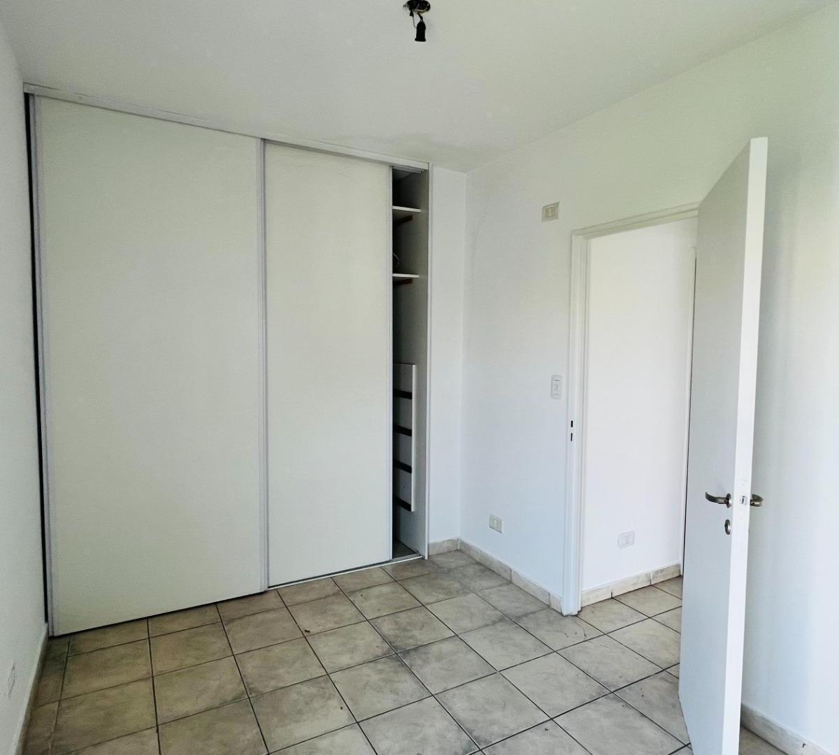 3 Ambientes Amplios Nuevo a Estrenar con Cocina Comedor con 1