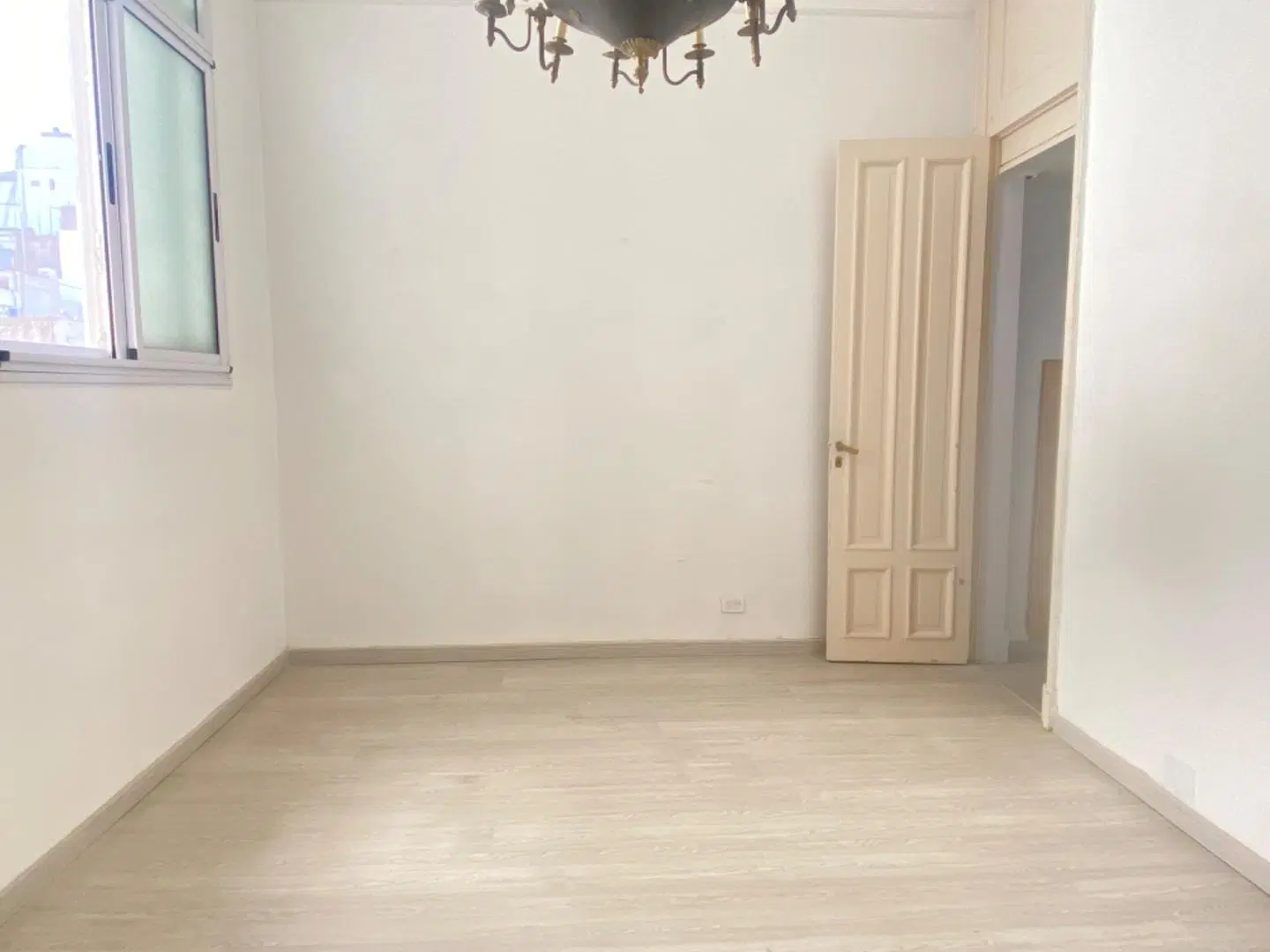 VENTA 3 ambientes con entrepiso, muy luminoso y ventilado. 1