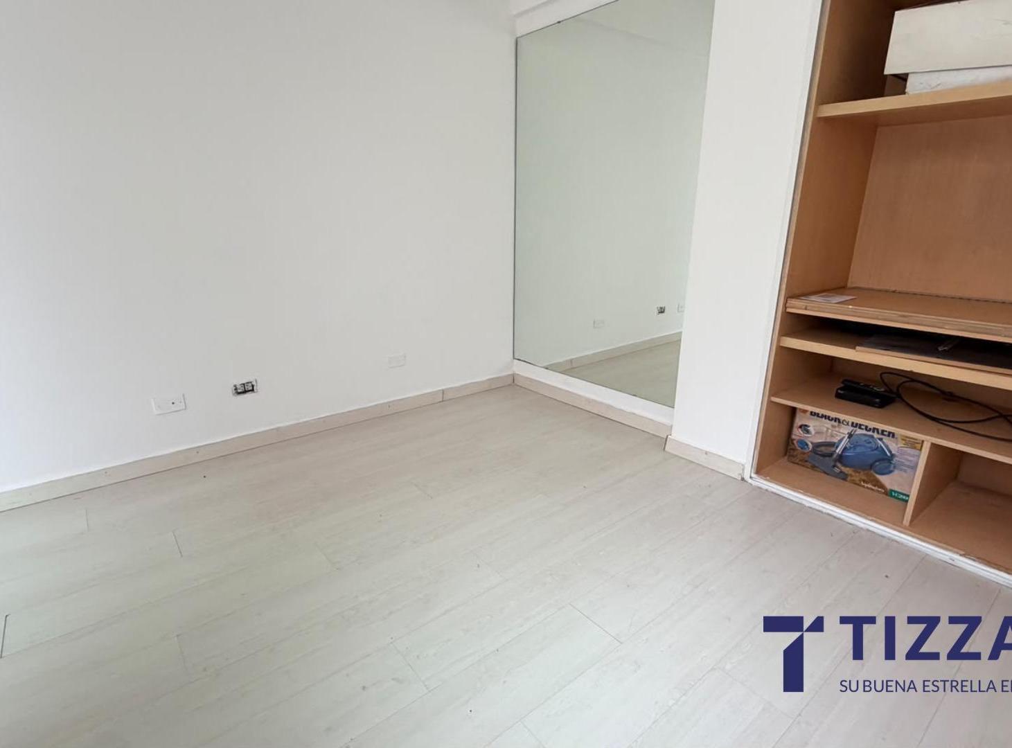 Foto de VENTA departamento 2 ambientes lateral. Barracas Apto Cred, imagen 4
