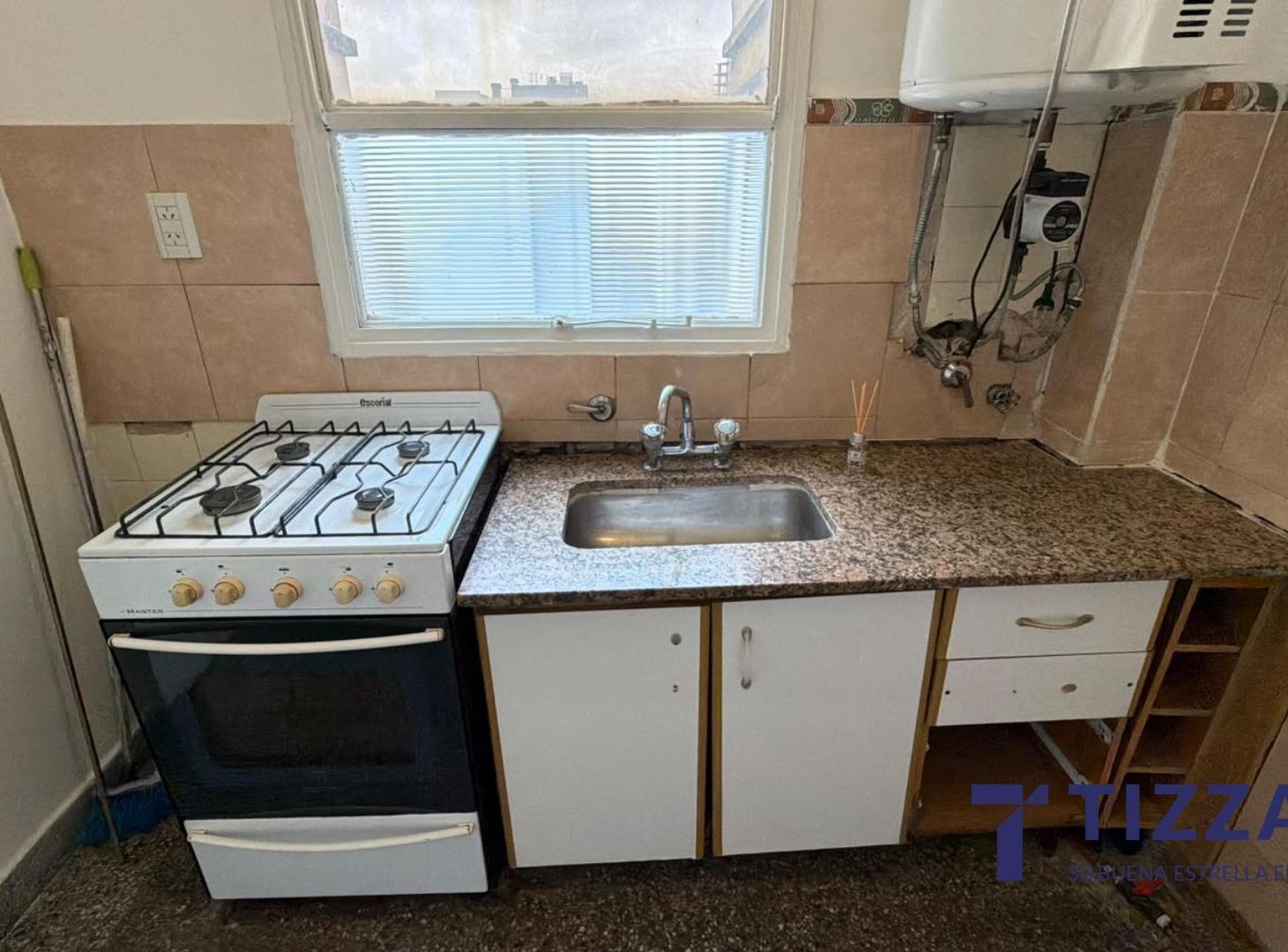 Foto de VENTA departamento 2 ambientes lateral. Barracas Apto Cred, imagen 5