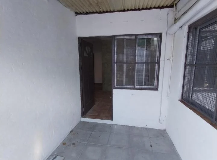 gran lote 400m2 con 3 dptos 3