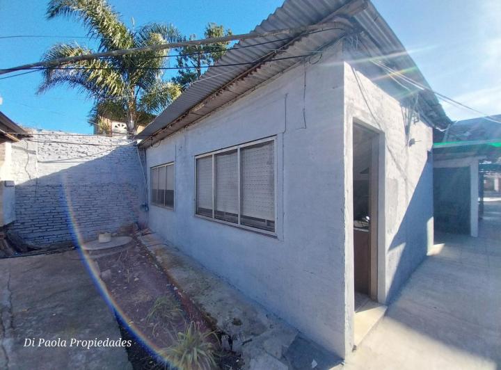 gran lote 400m2 con 3 dptos 5