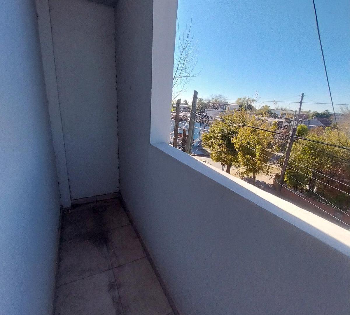 Foto de 2 ambientes de categoria con balcon, imagen 3