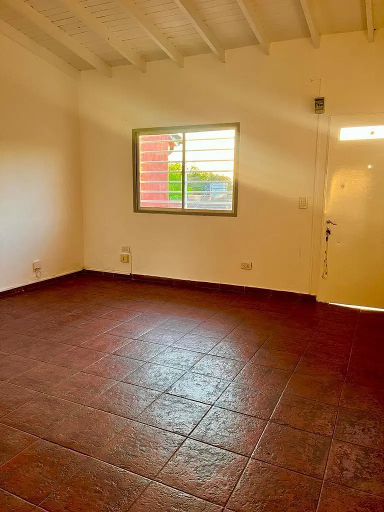 3 ambientes con balcon 5