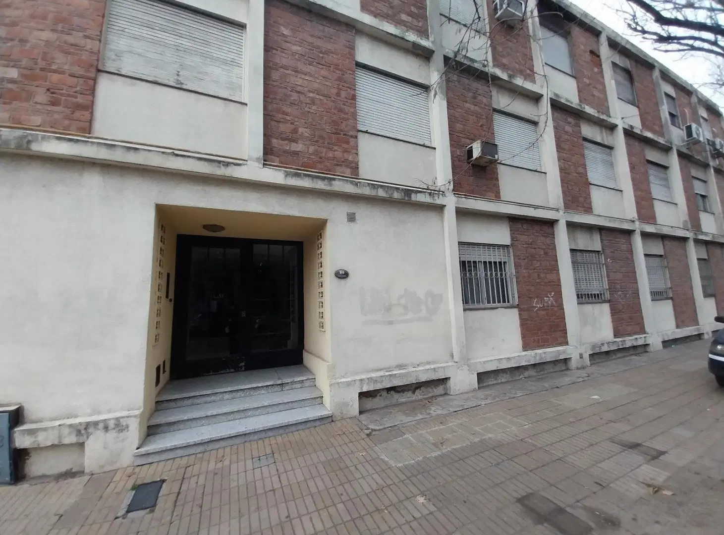 3 AMB EN PLANTA BAJA CON PATIO 3