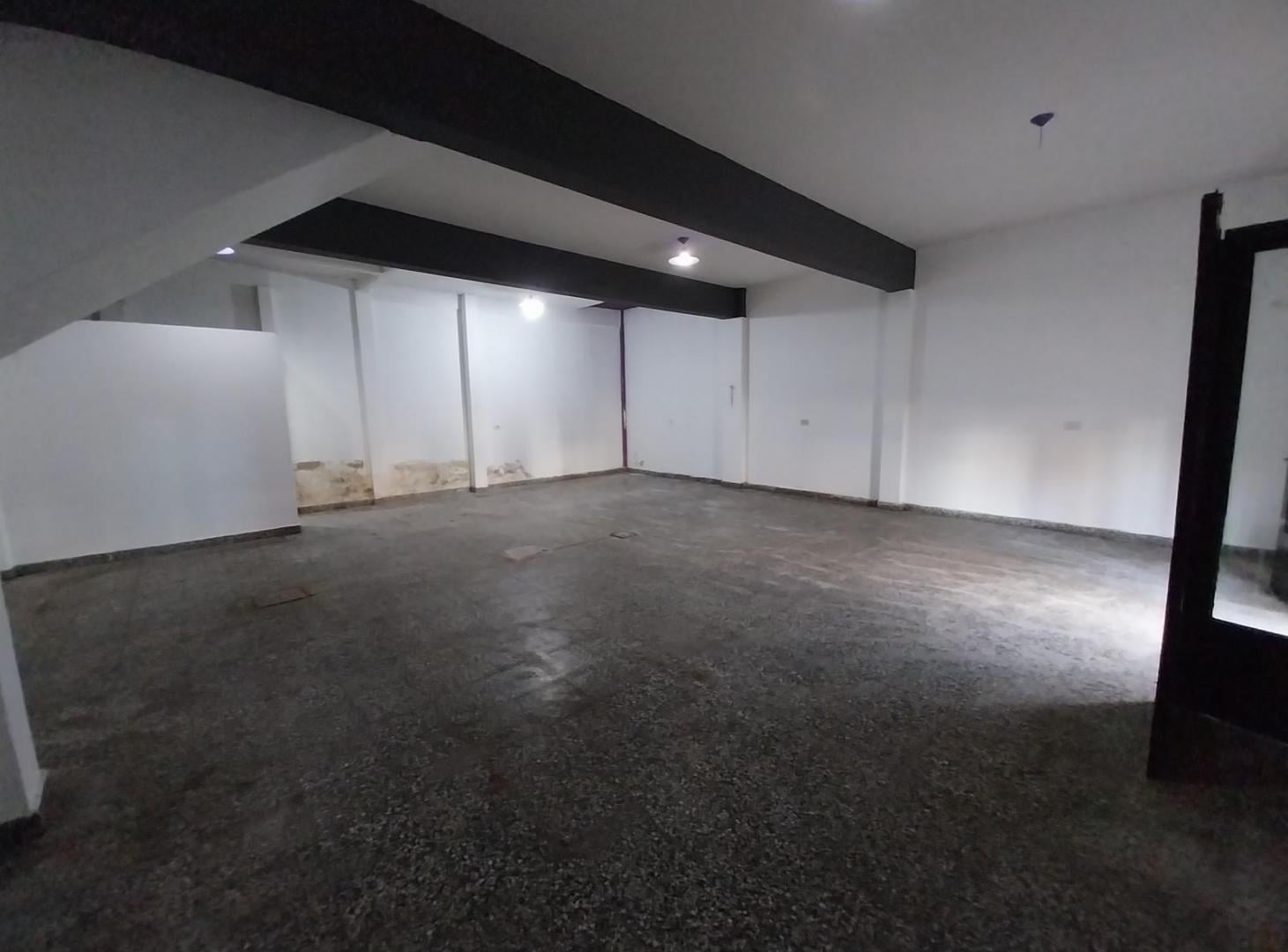 Foto de Local 80m2 sobre importante esquina, imagen 5