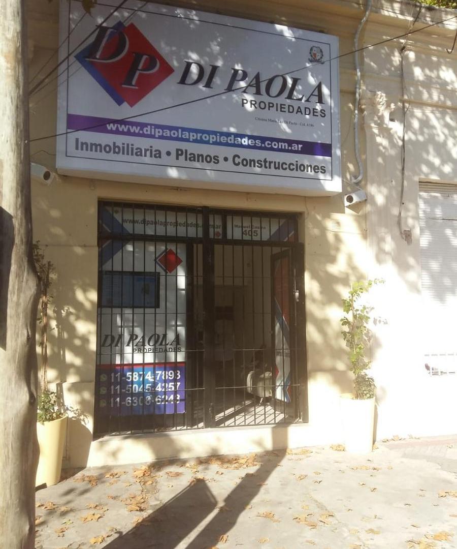 Foto de Local con privado, cocina y baño, imagen 2