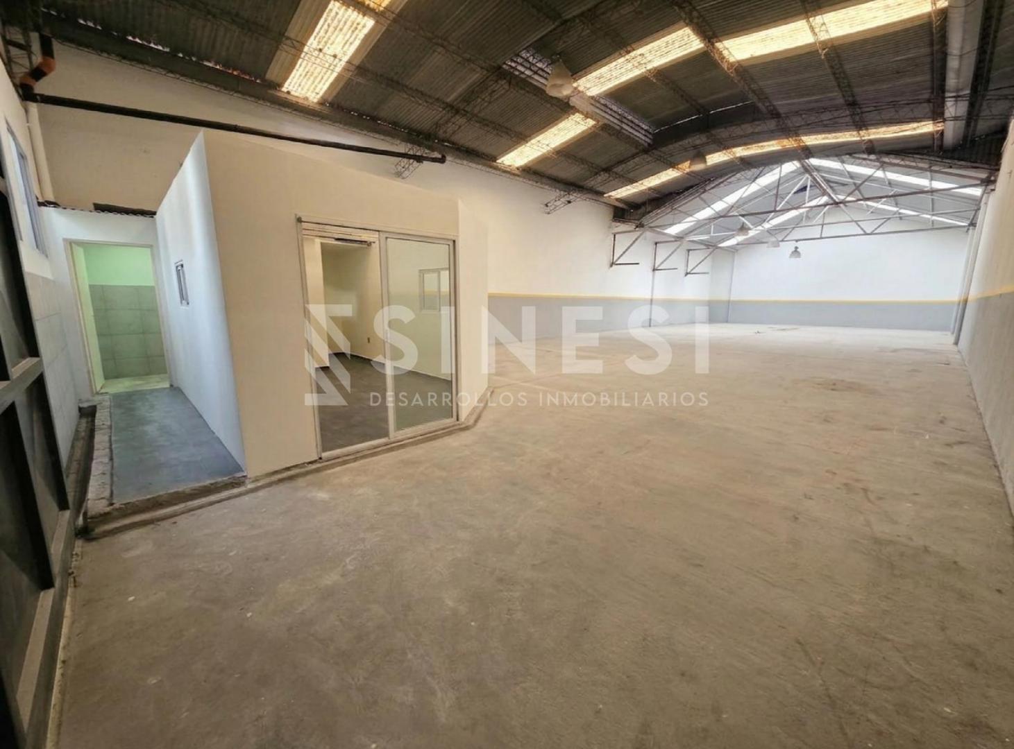 Foto de Depósito de 260m2 en San Martin Centro, imagen 1