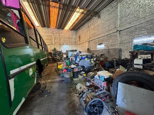 Galpón en Venta Muy Bien Ubicado 264 m² Boulogne 5