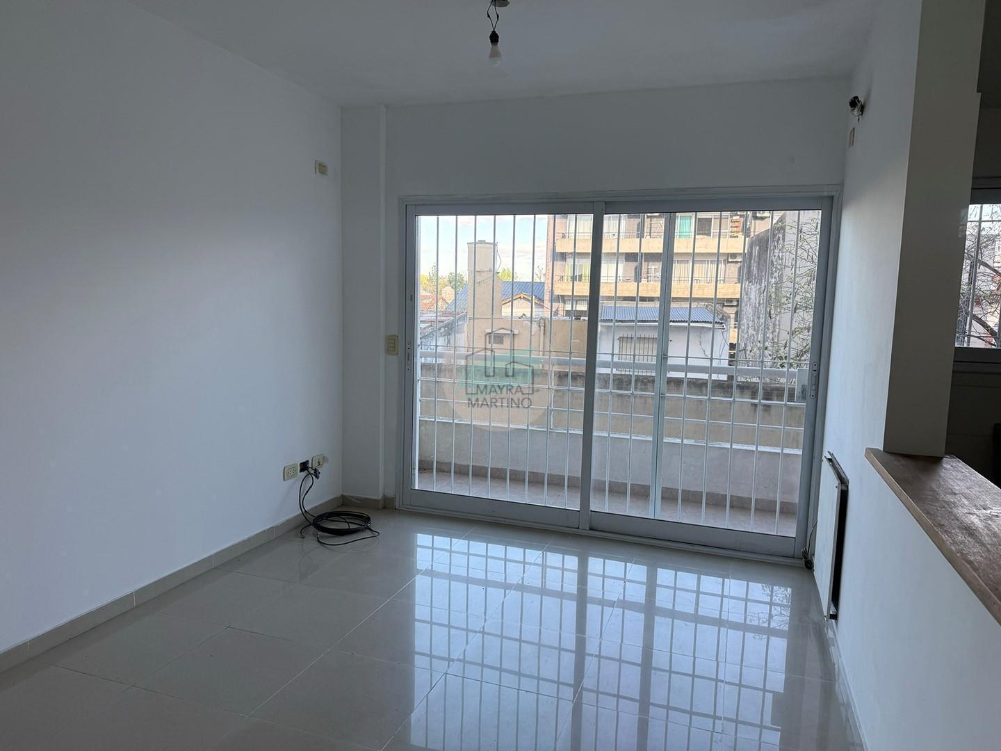 Foto de Departamento en Alquiler en Tigre, G.B.A. Zona Norte, Argentina, imagen 1
