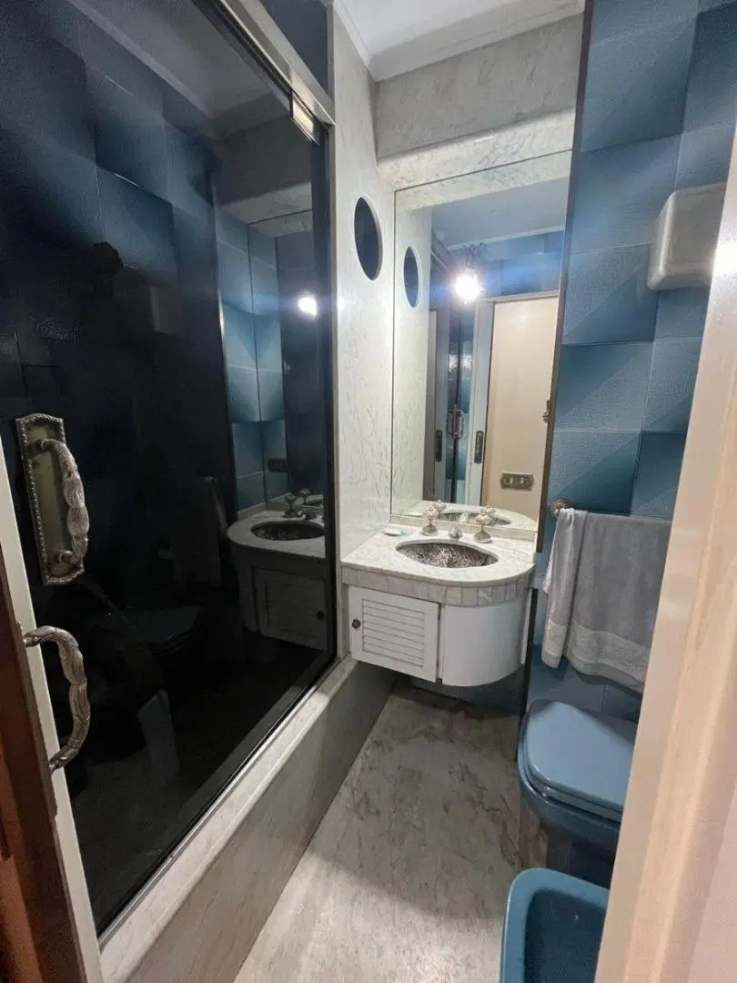 Departamento de 152 mts con 4 dormitorios y escritorio 5