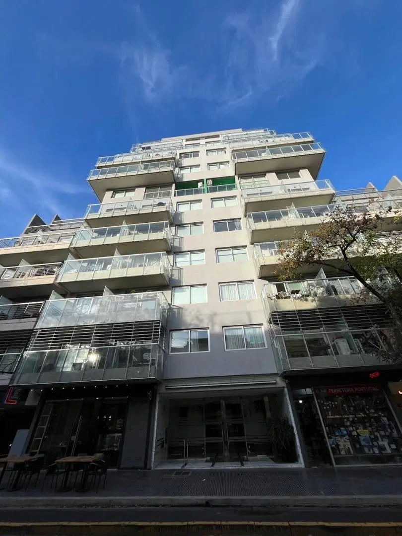 DEPARTAMENTO 3 AMBIENTES CON BALCON SUM 2