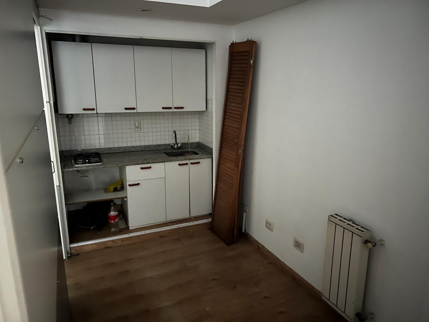 Foto de ALQUILER SOLO USO COMERCIAL- PROFSIONAL, imagen 4