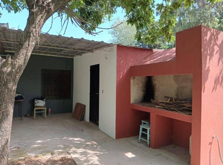 Dueños alquilan casa permanente en la localidad de Pueblo Esther 2