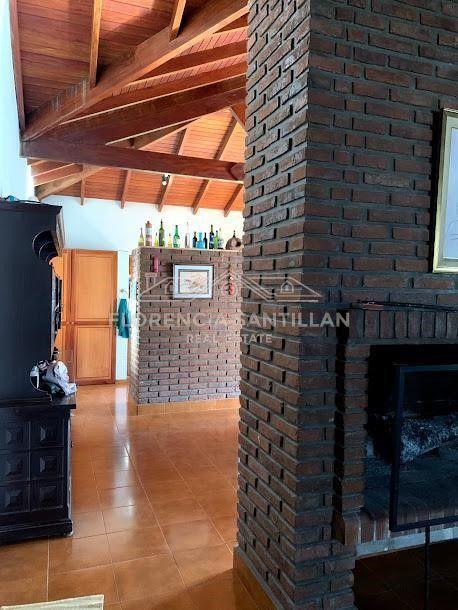 Casa de 5 Ambientes con Cochera en Venta Ubicado en Brandsen, G. B. a. Zona Sur 5